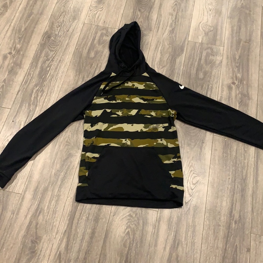 Nike Dry Men’s Black/Green Multi Camo Print Training Hoodie